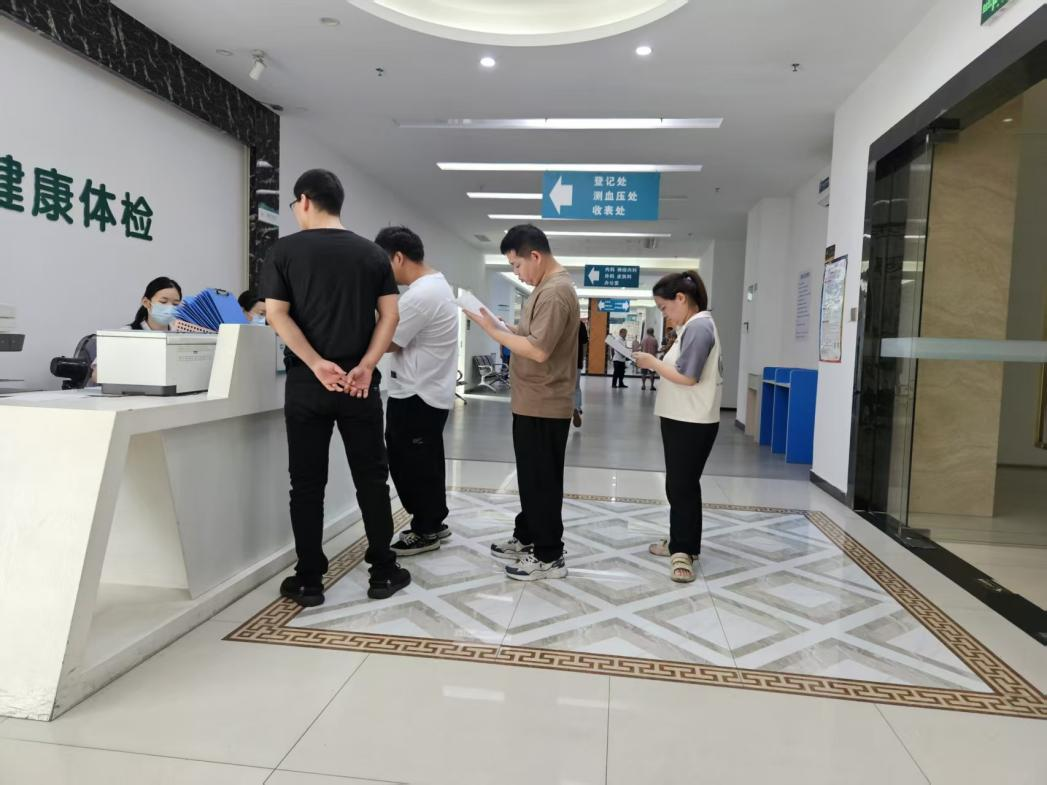 安帕爾公司組織職業(yè)病專(zhuān)項體檢 --為員工健康保駕護航