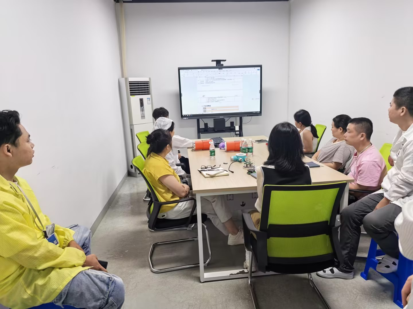 安帕爾公司重視一線(xiàn)員工技能提升----舉辦產(chǎn)品知識專(zhuān)項培訓